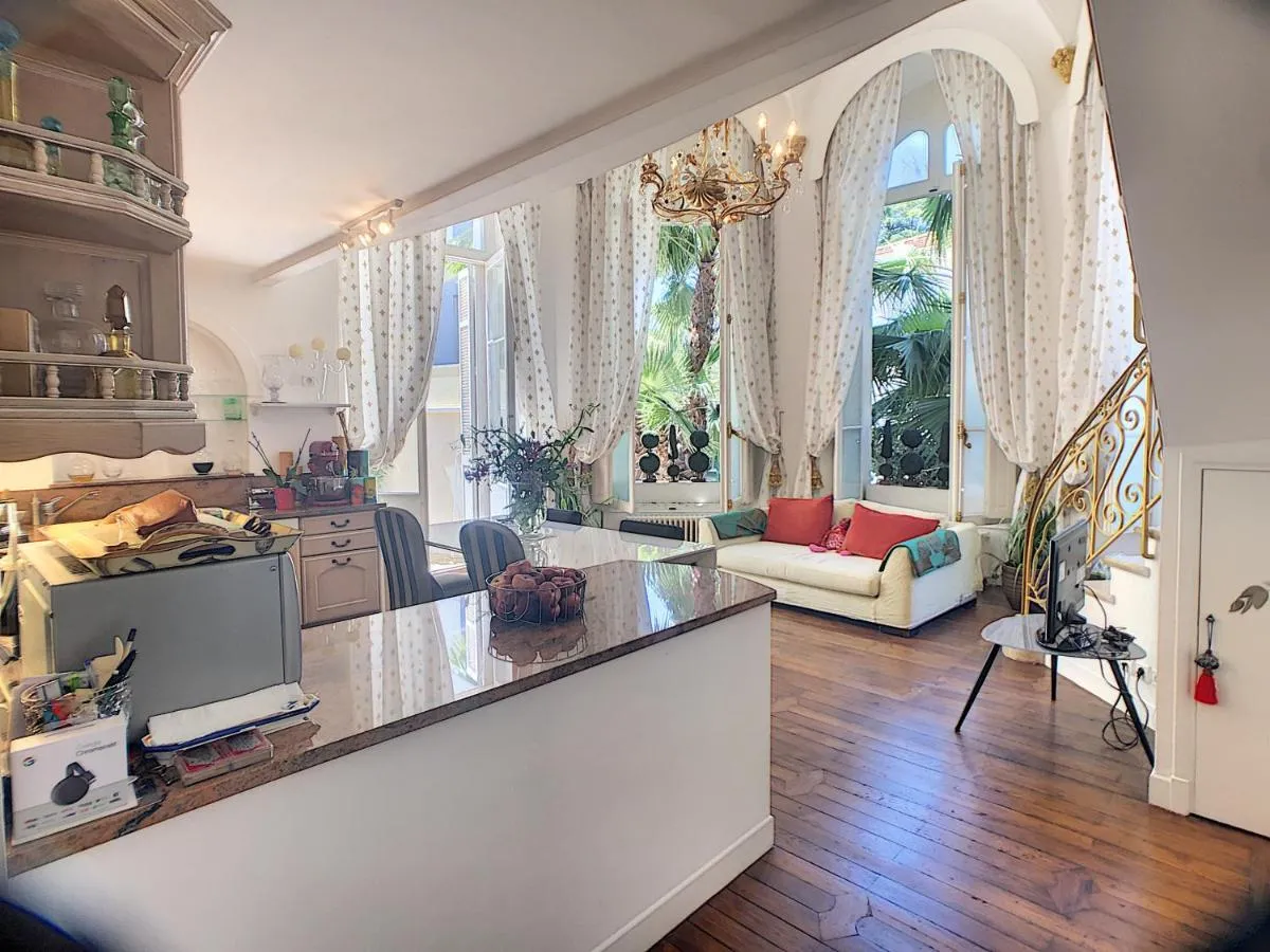 Image 4 of Charmant appartement en duplex 288L