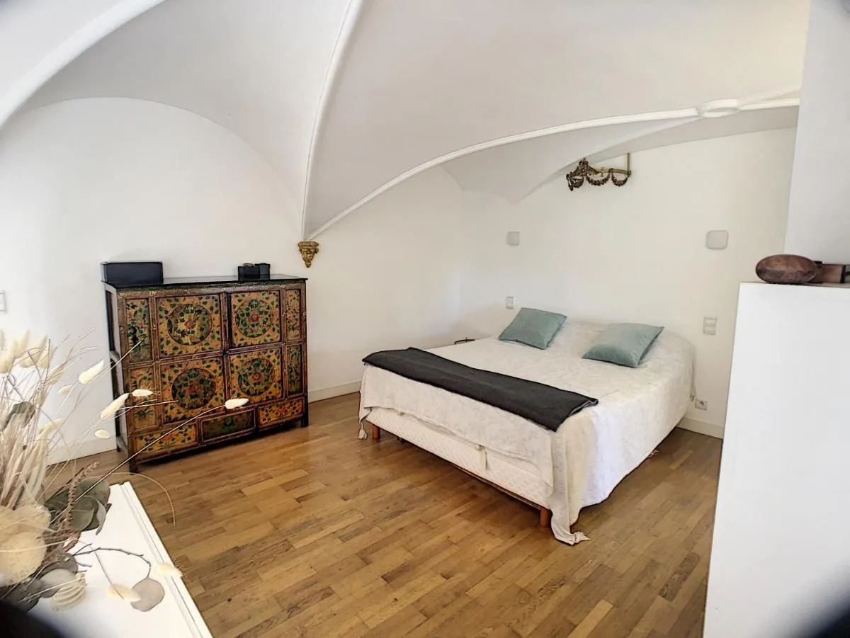 Image 1 of Charmant appartement en duplex 288L