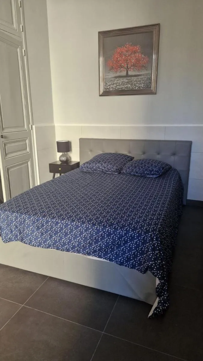 Image 5 of Charmant studio