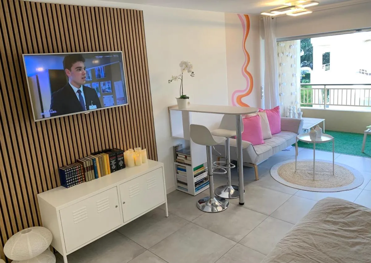 Image 4 of Charmant studio Croisette