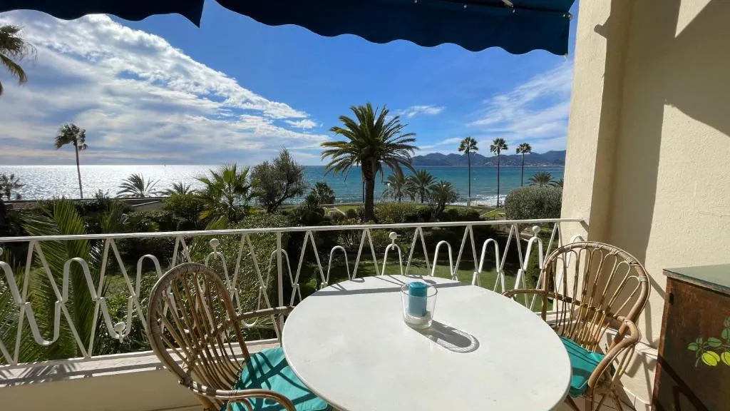 Image of Charming Apartment with seaview