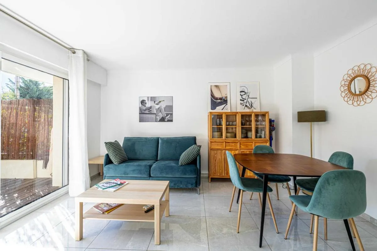 Image 3 of Charming apartment in residential neighbourhood