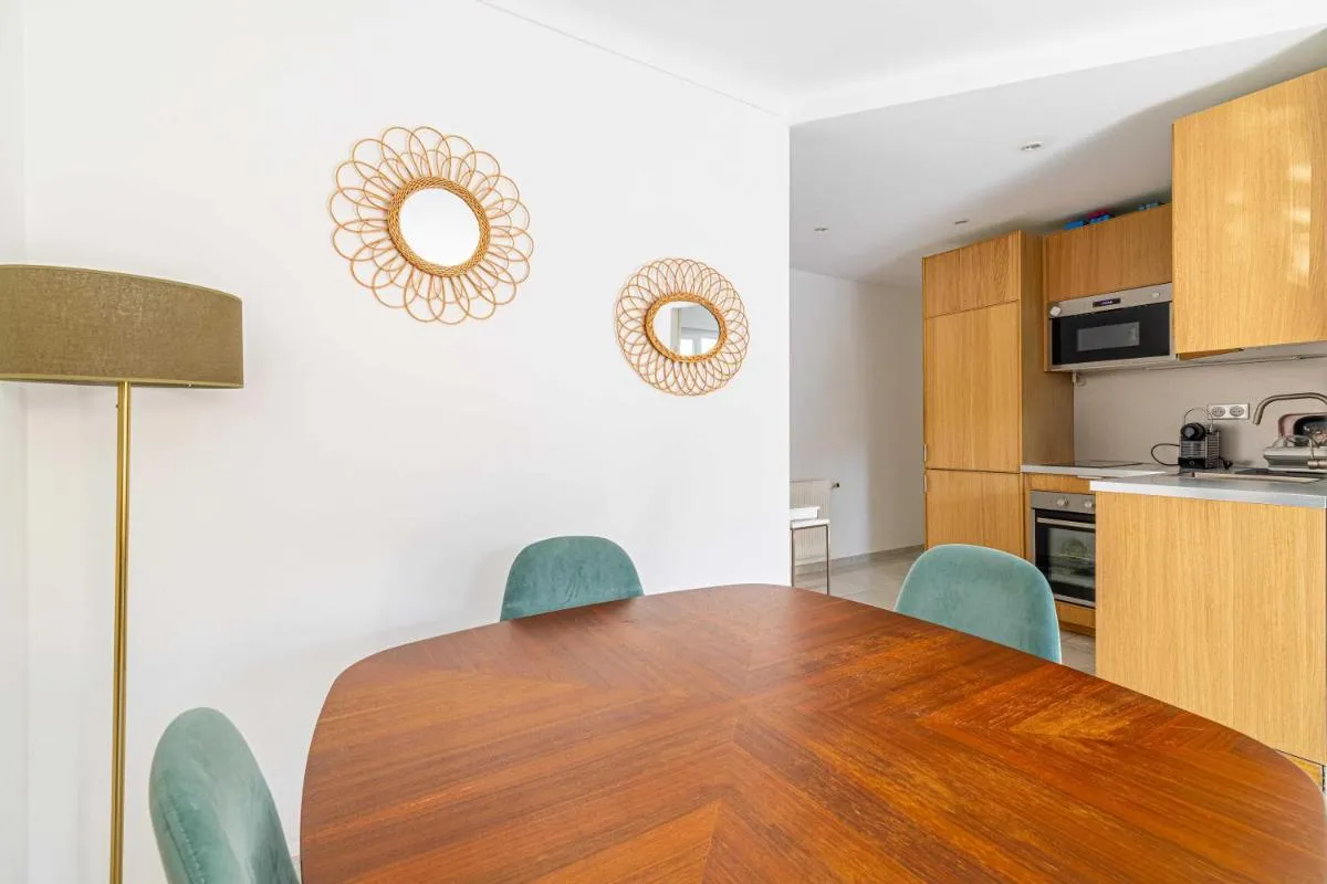 Image 6 of Charming apartment in residential neighbourhood