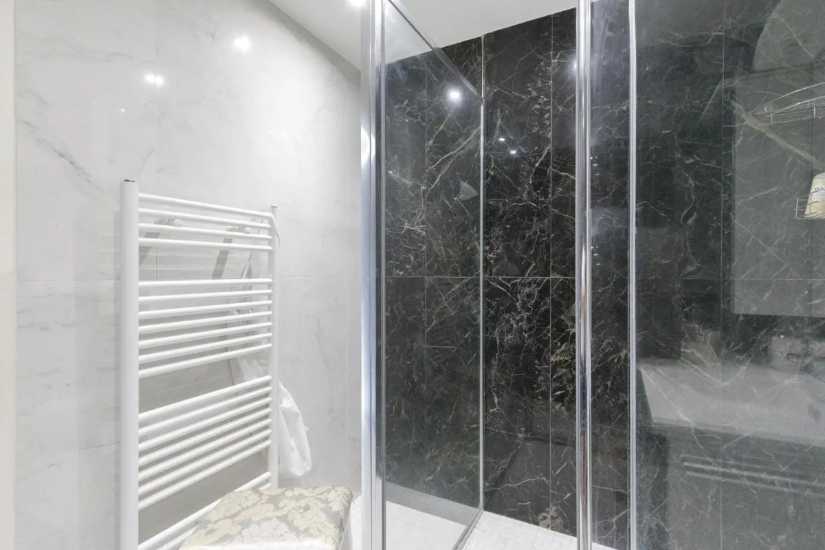 Image 2 of Cosy YourHostHelper