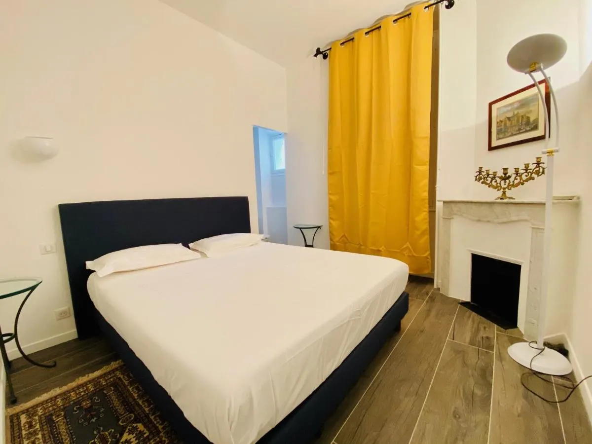 Image 2 of Cozy 2 bedroom apartment in the centre of Cannes near the CROISETTE