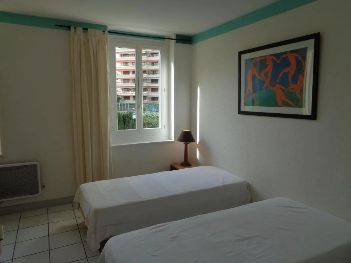 Image 1 of Croisette-Oasis