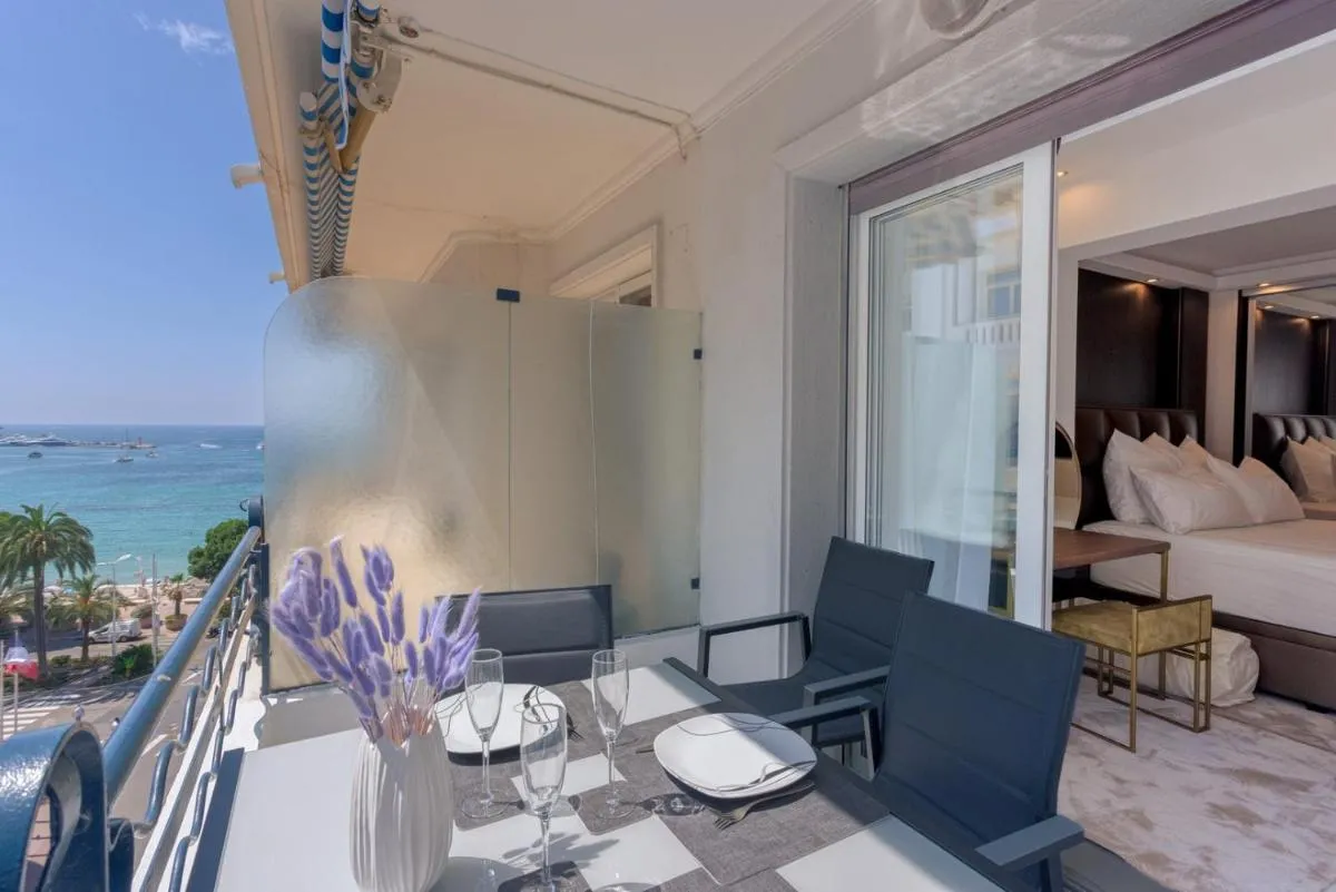 Image 4 of Croisette Star – Bd Croisette