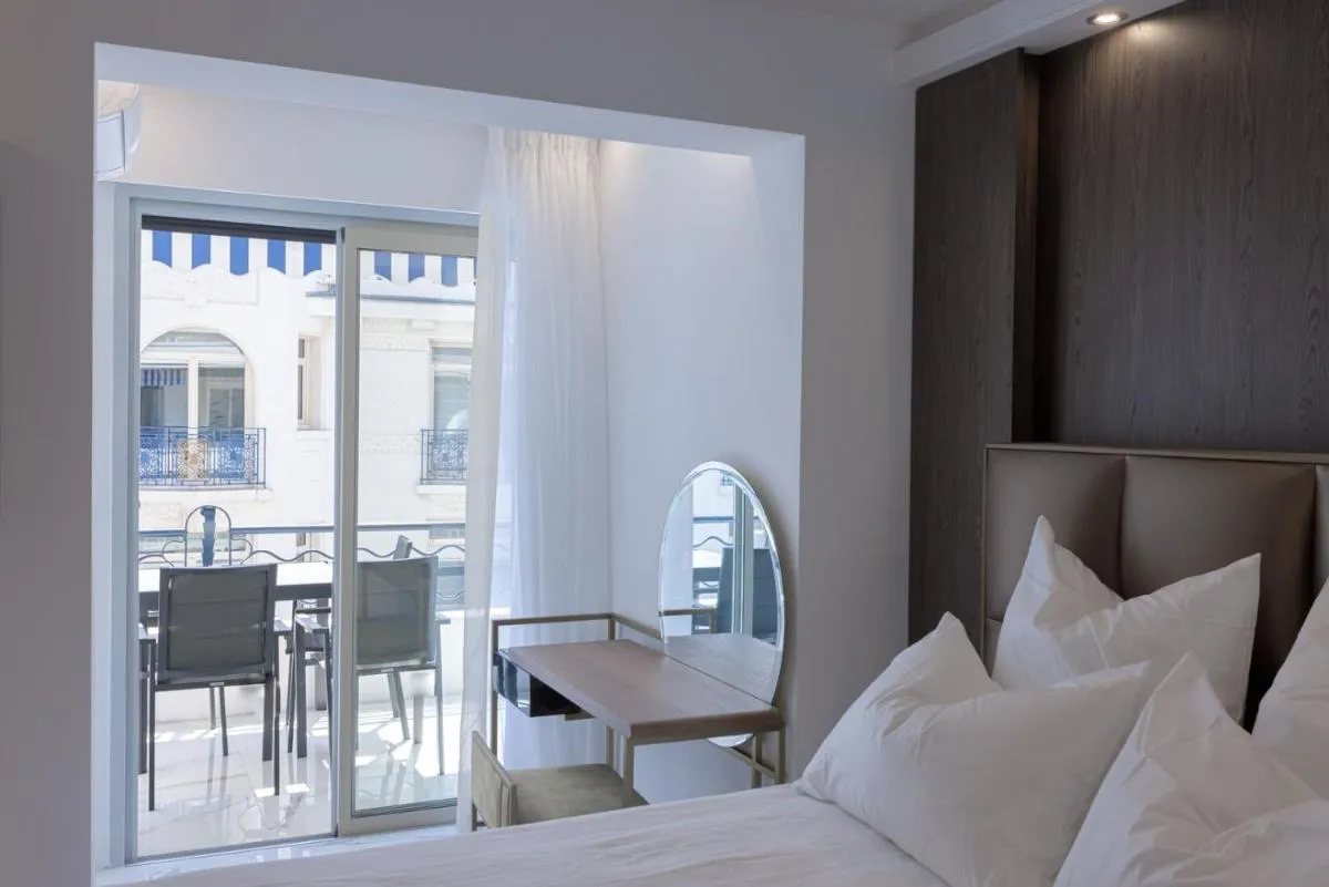 Image 2 of Croisette Star – Bd Croisette