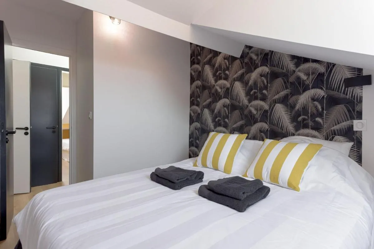 Image 1 of Duplex Pradignac by Halldis