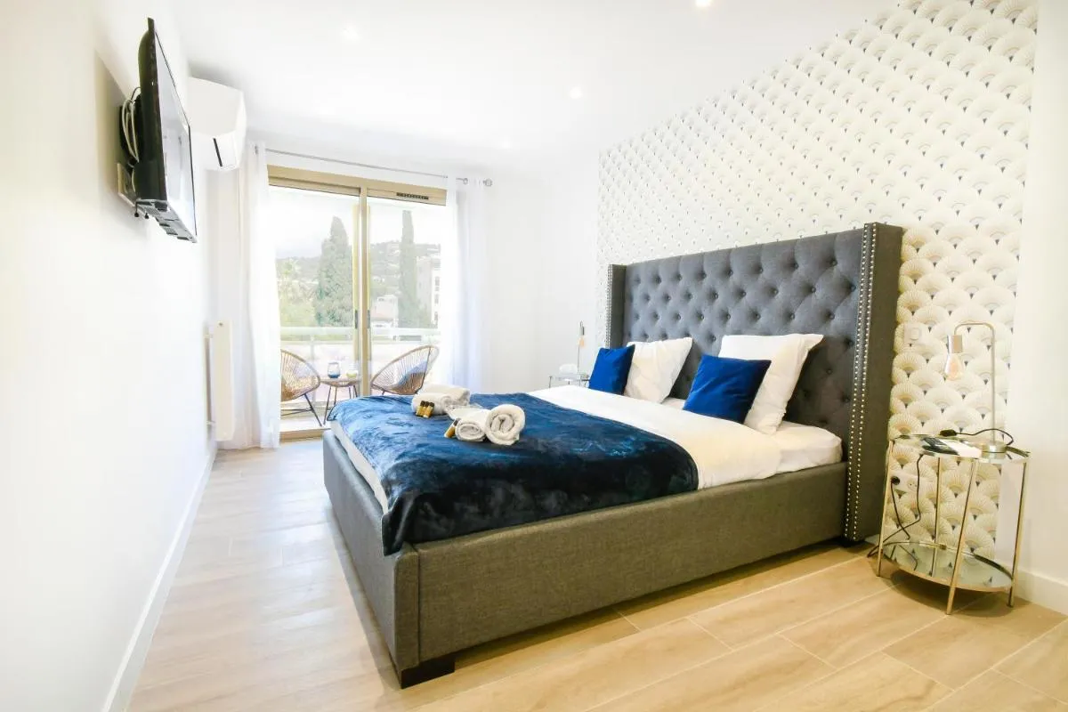 Image 1 of Elena YourHostHelper