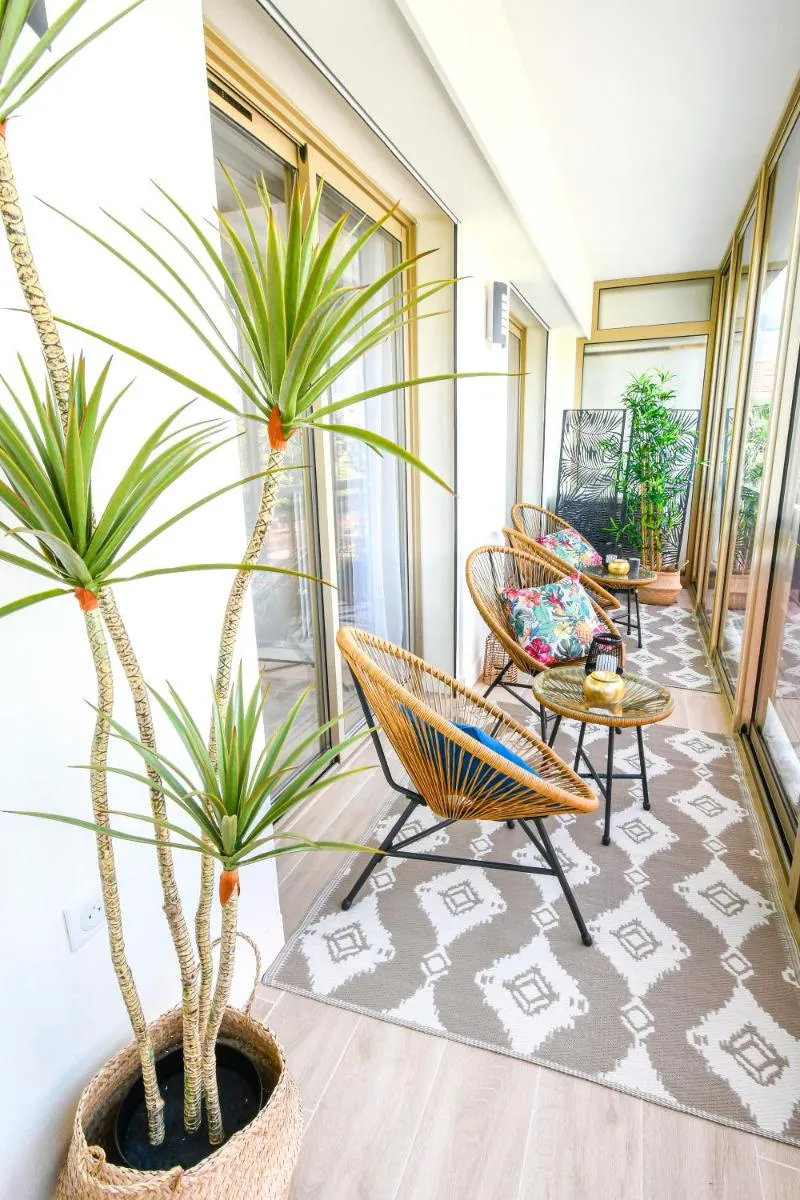 Image 5 of Elena YourHostHelper