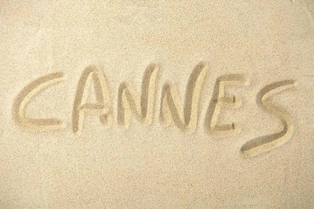 Image 2 of Emplacement idéal 450 métres du Palais croisette plage