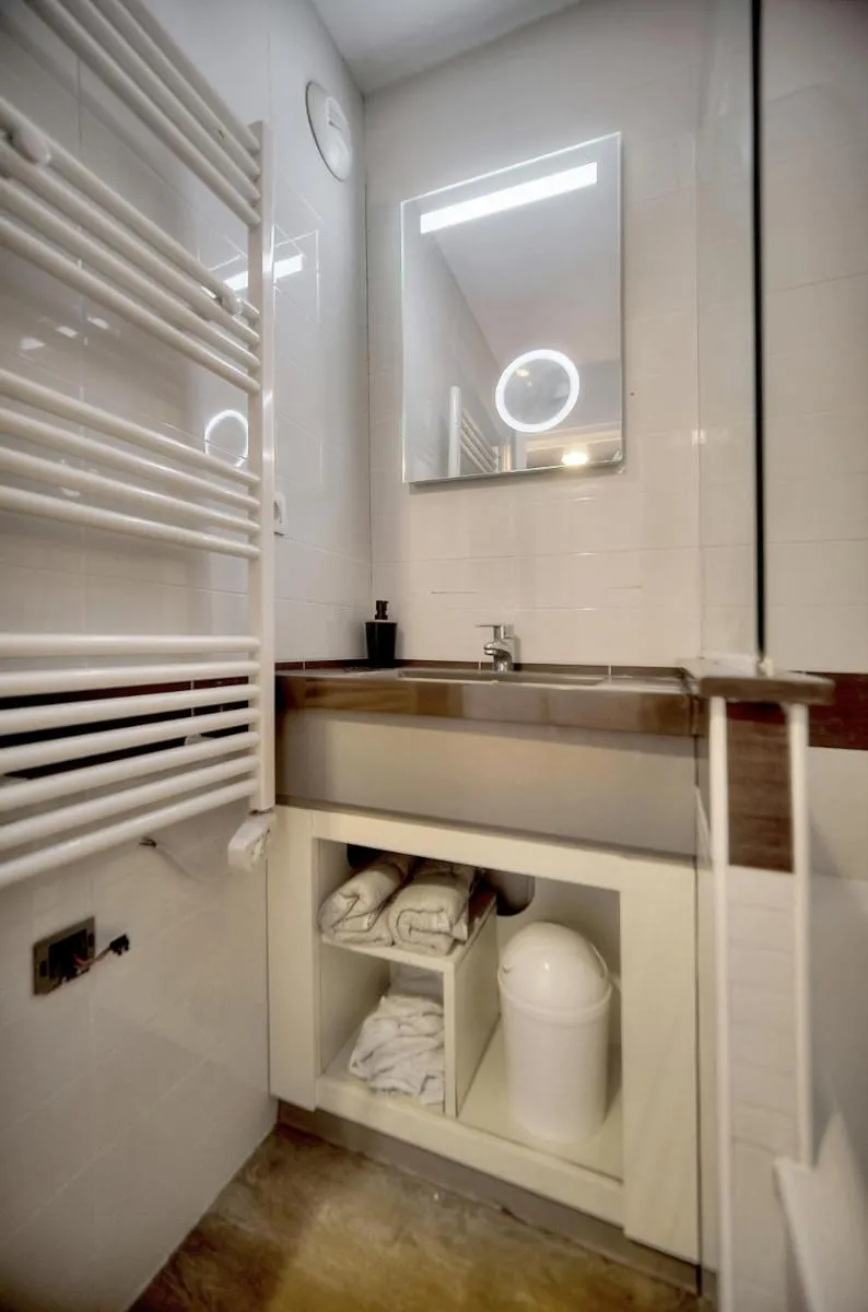 Image 3 of Eva – Piscine – Terrasse – VCA