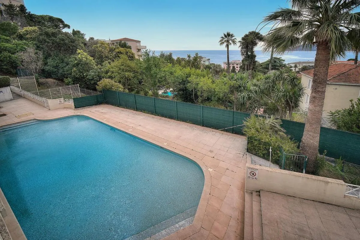 Image 2 of Eva – Piscine – Terrasse – VCA