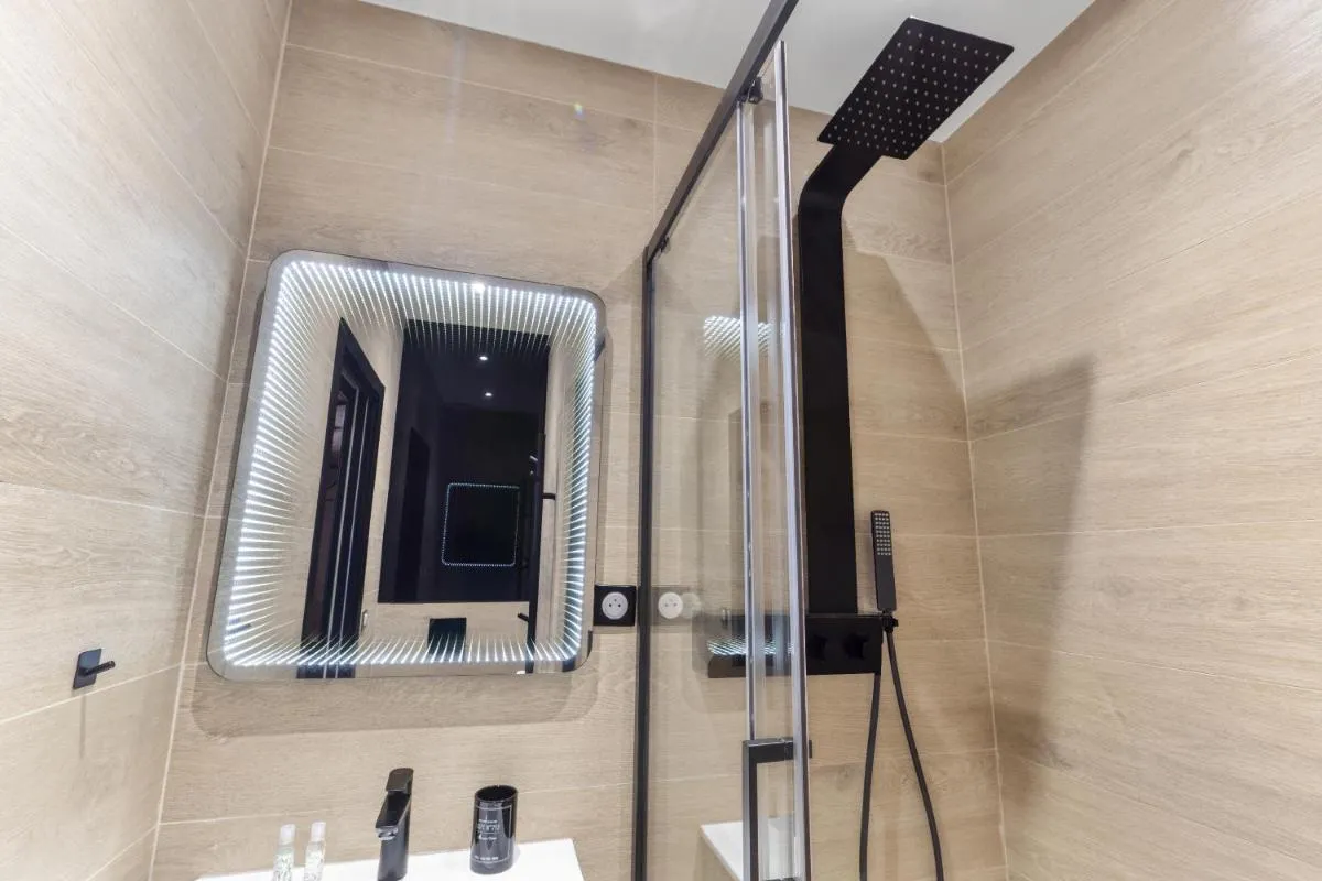 Image 6 of F2 rue St honoré D ,Hypercentre à 2 minutes du Palais des congrès