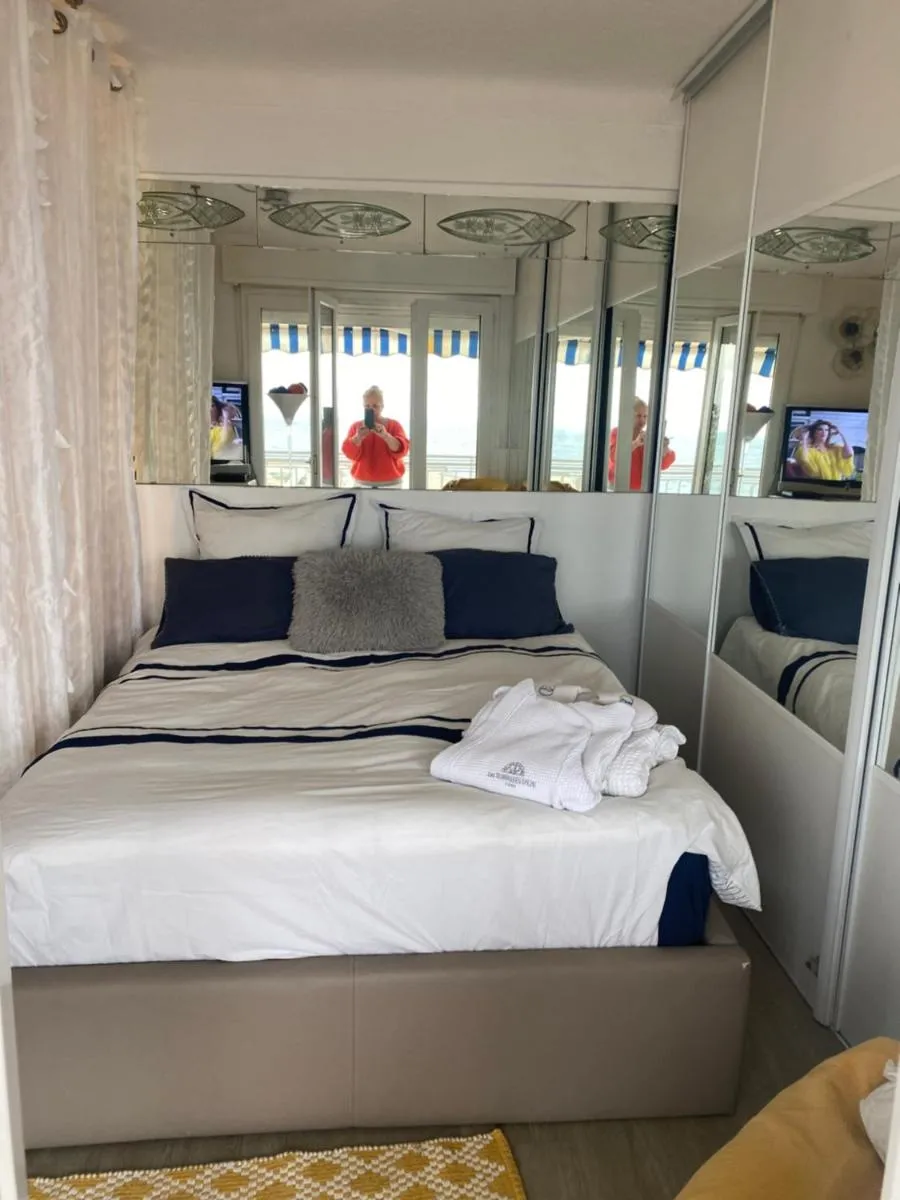 Image 6 of Face mer cannes