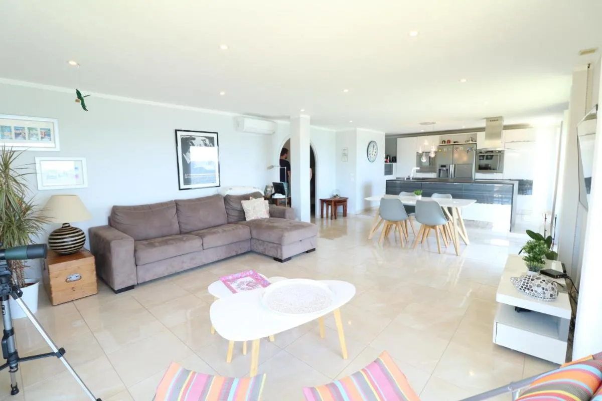 Image 3 of Fantastic sea view for this 2 bedroom up to 6 people 327