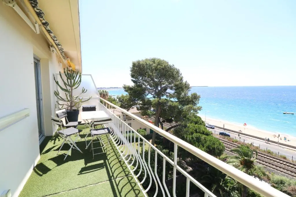 Image of Fantastic sea view for this 2 bedroom up to 6 people 327