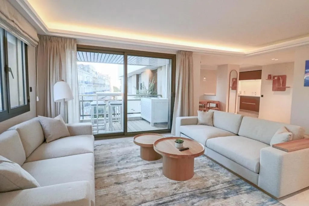 Image of GRAY Renovated luxurious apartment located in Cannes