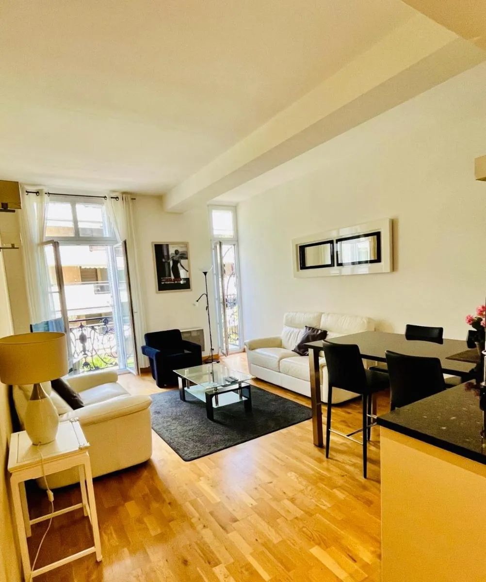 Image 6 of Golden Triangle 2Br/2Ba