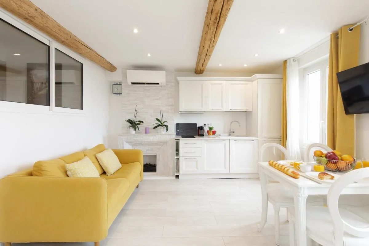 Image 4 of Great Sea View YourHostHelper