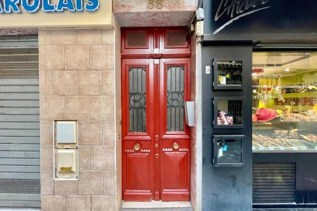 Image 5 of Great studio in the heart of Cannes Meynadier old city neighbourhood !