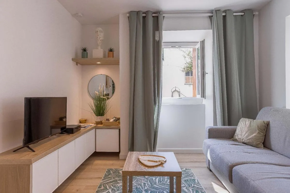 Image 4 of Hakuna Matata Cannes – clim, plages, Palais