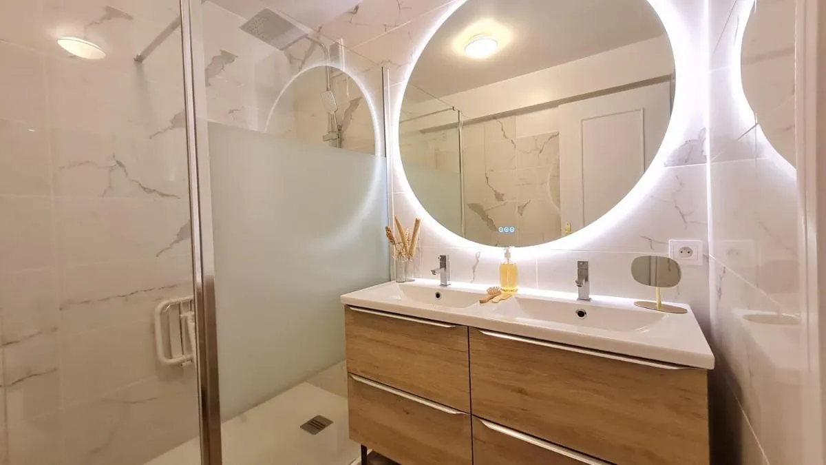 Image 2 of Happy Stay Cannes – 2 Terraces – 1min to the beach