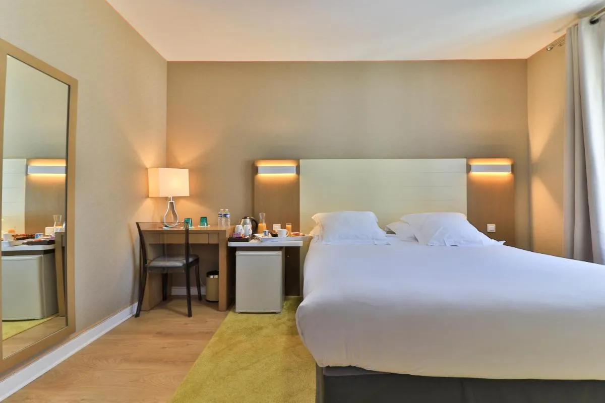 Image 3 of Hotel Amiraute