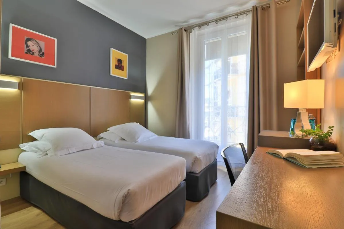 Image 6 of Hotel Amiraute