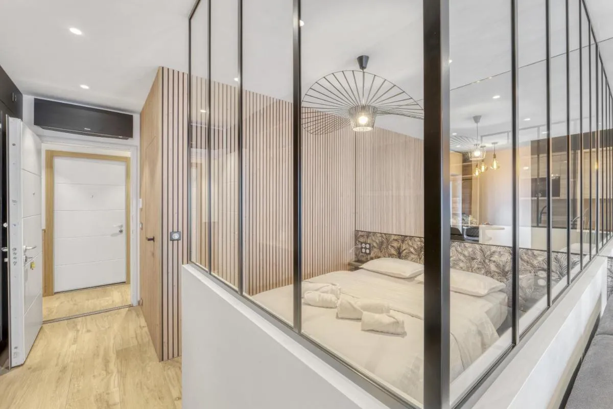 Image 3 of Hypercentre Studio East à 2minutes du Palais des Festivals