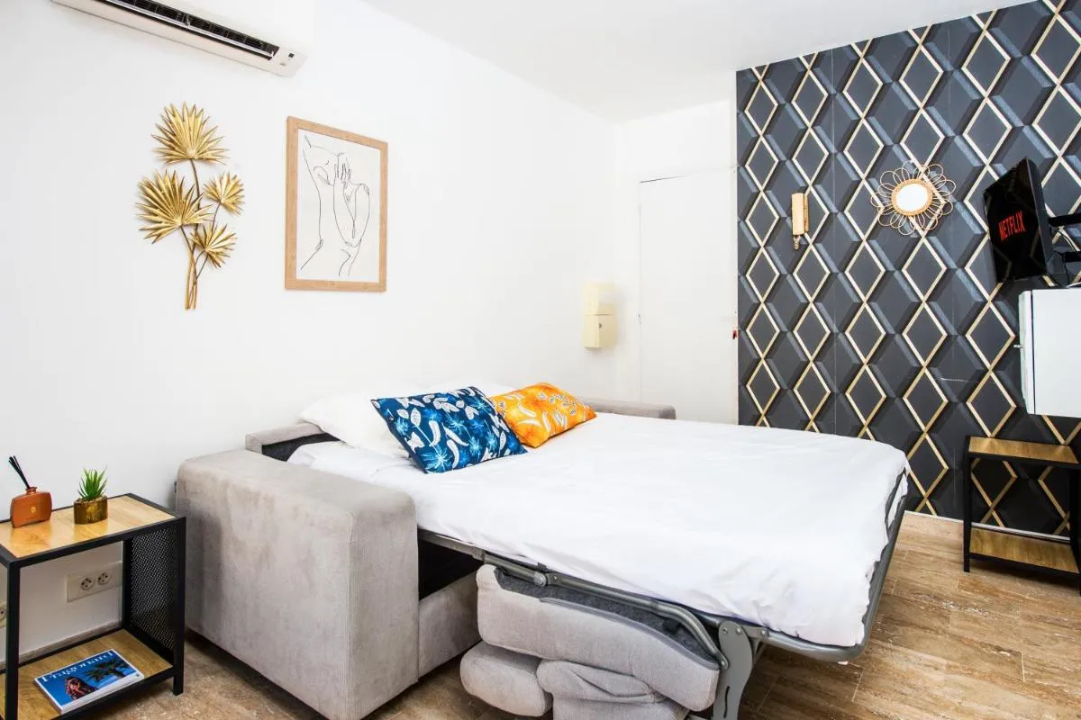 Image 1 of Hypercentre – Plage – Croisette – Palais – CJ