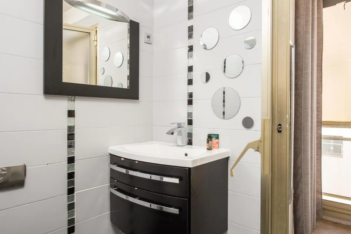 Image 5 of Hypercentre – Plage – Croisette – Palais – CJ