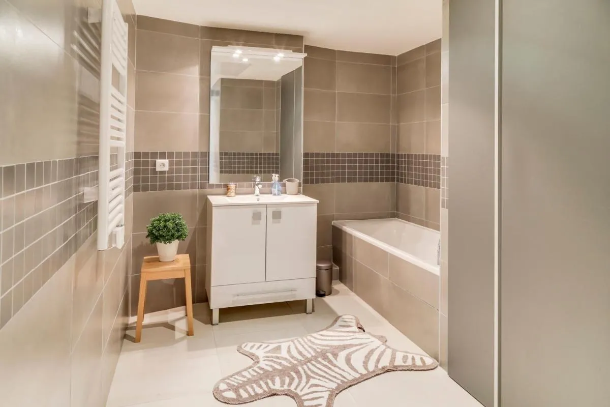 Image 4 of IMMOGROOM- Modern – Elegant – Close to the beach -AC