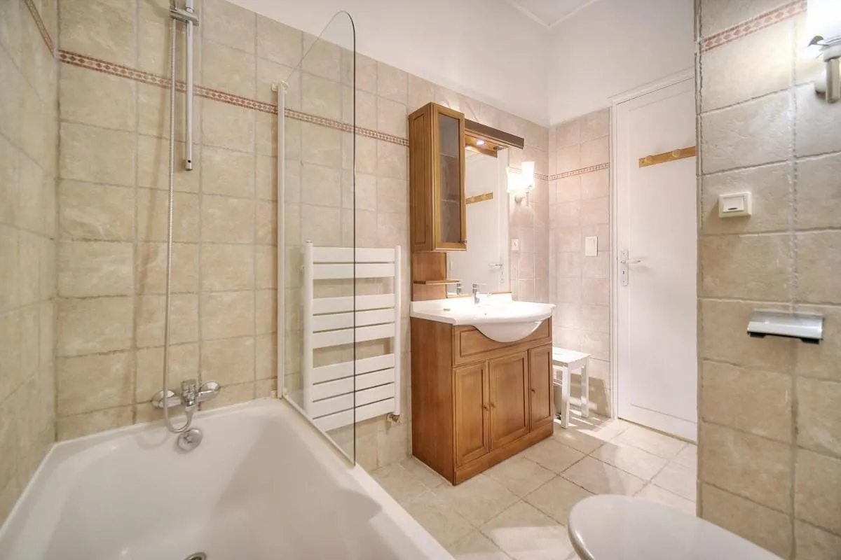 Image 4 of IMMOGROOM -Terrace with garden – Quiet – Air-conditioner