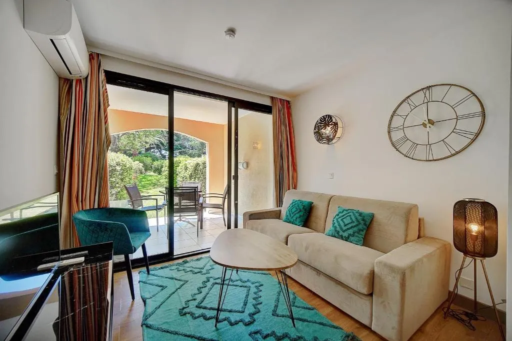 Image of IMMOGROOM – 2 Rooms – Renovated – Pool – AC – Parking – Garden