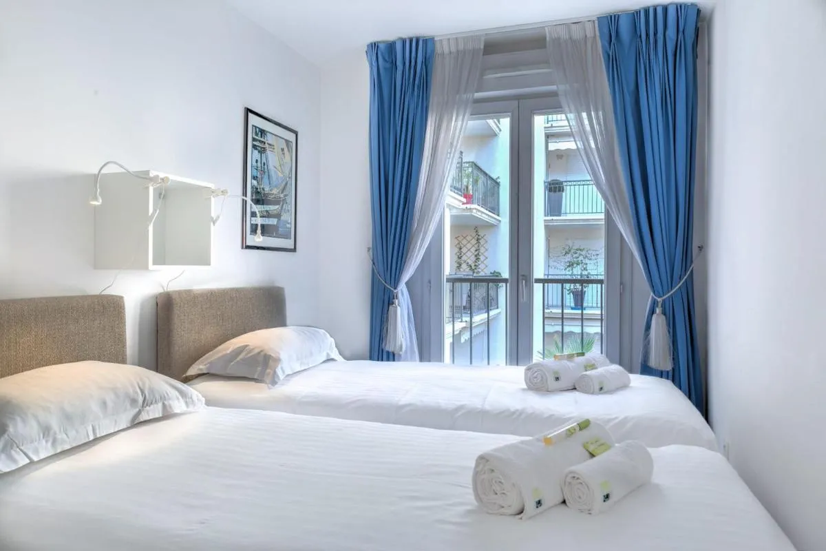 Image 2 of IMMOGROOM – 3min from beach – AC – 10min from Palais – Wifi