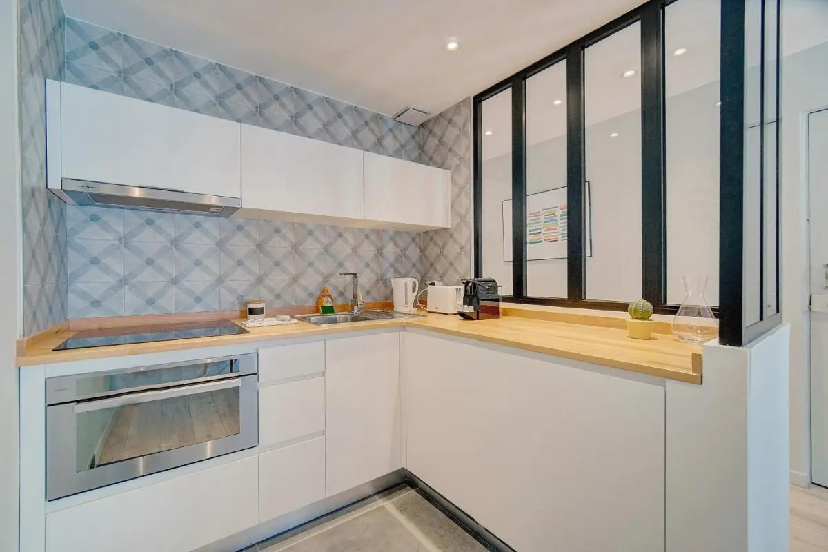 Image 2 of IMMOGROOM – AC – 5min from the beaches 8 min from Palais