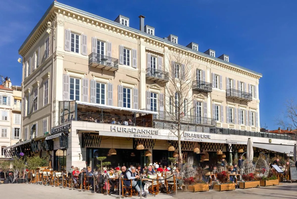 Image 5 of IMMOGROOM – Appartements luxueux – 2min du Palais – Vue mer – Clim