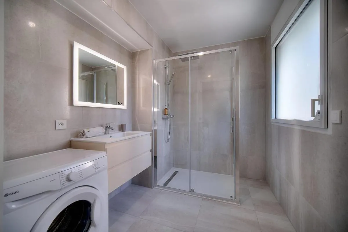 Image 4 of IMMOGROOM – Garden – Bikes – BBQ – Parking – AC