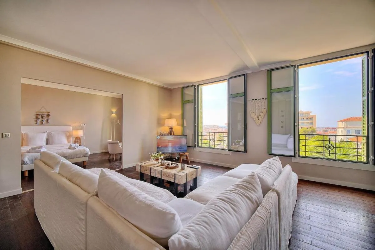 Image 5 of IMMOGROOM – Large Apartment – Parking – Air conditioning – Sea view – Wifi