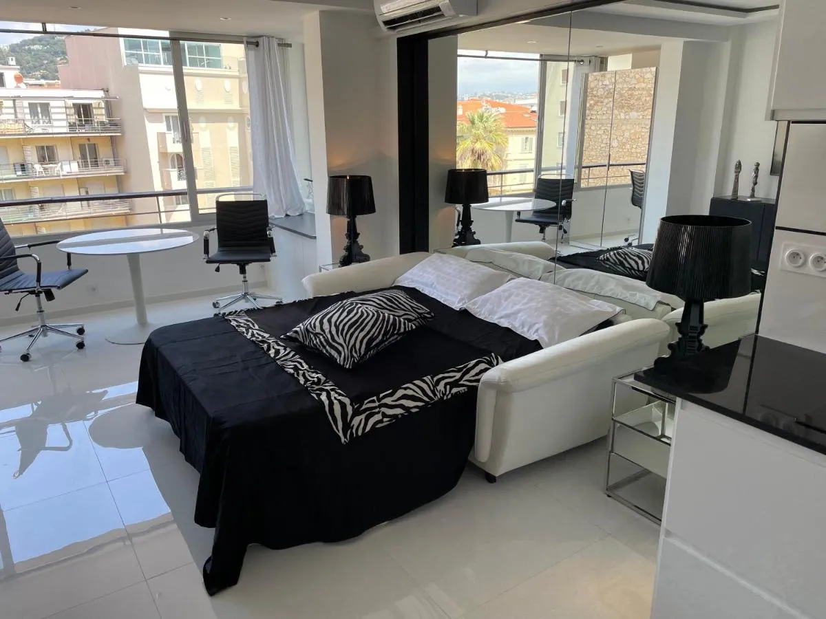 Image 1 of Ibis croisette