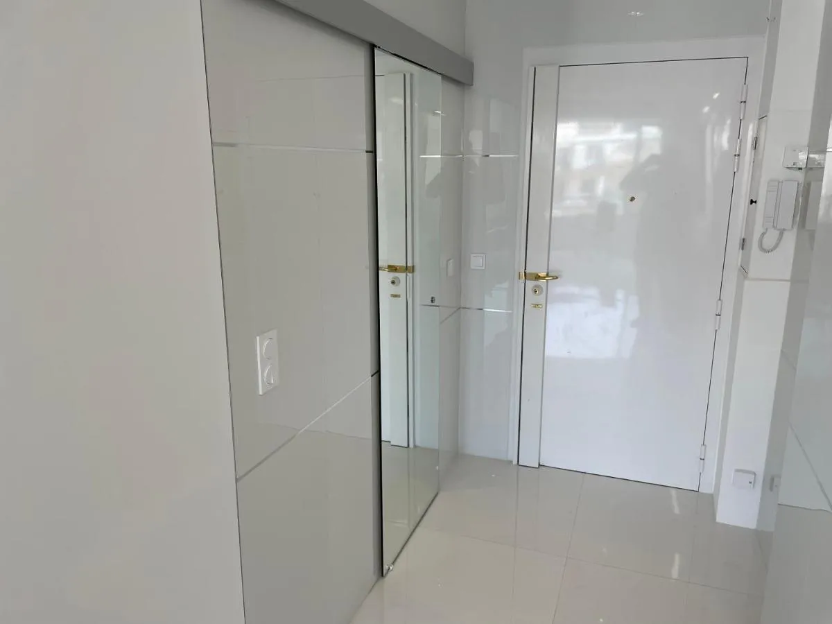 Image 6 of Ibis croisette