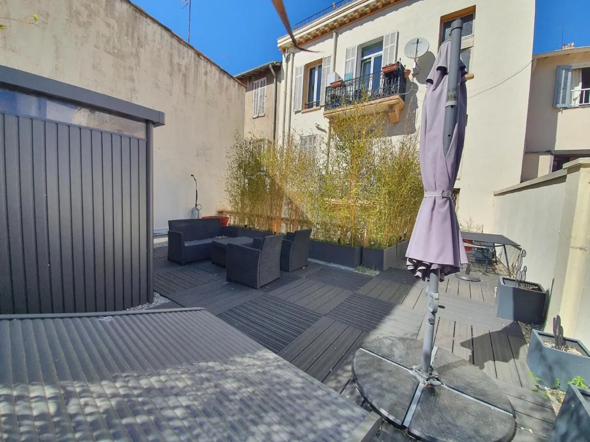 Image 5 of Jaurès by Welcome to Cannes