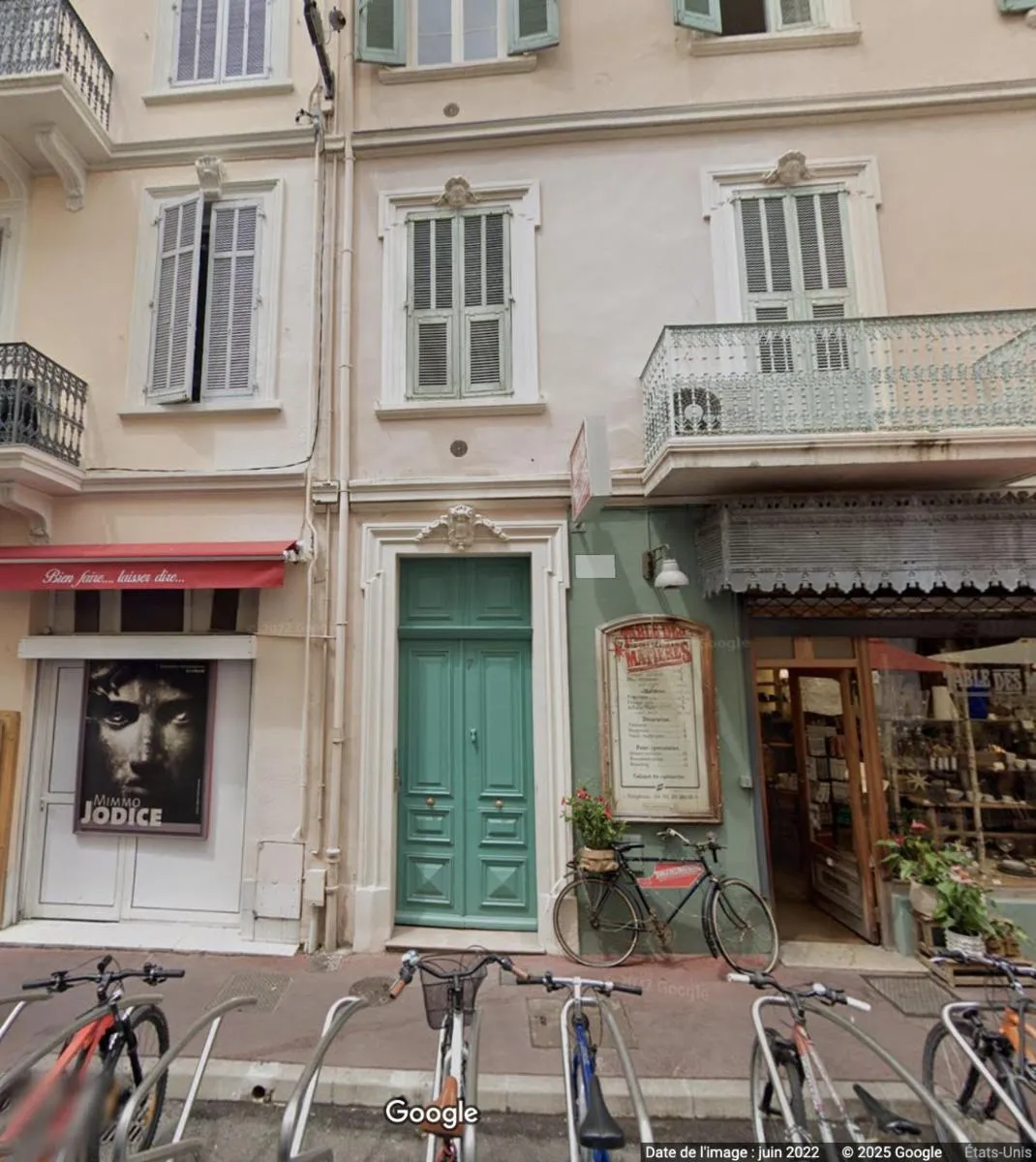 Image 5 of Josi – 2 chambres, central, 10mn du Palais&Plages, neuf, clim