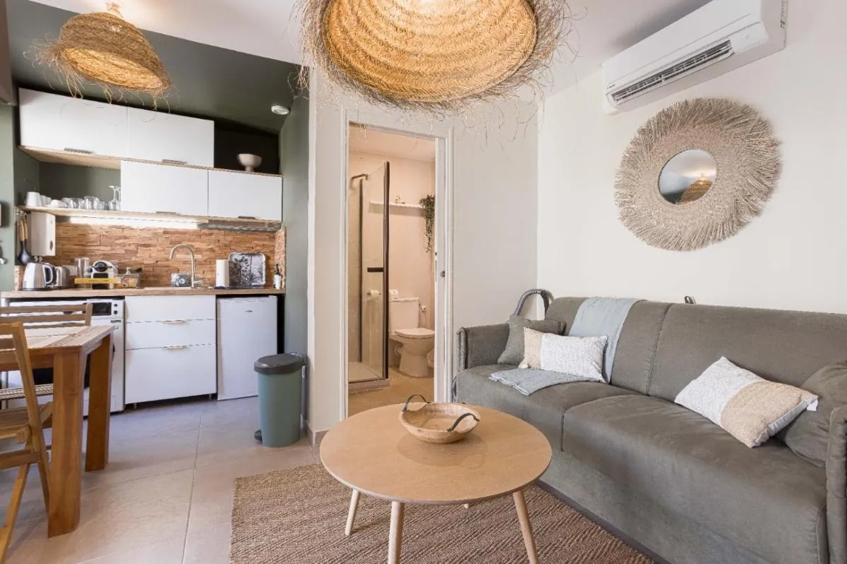 Image 3 of Kaméa – Palais & plage, clim, vieux Suquet, port