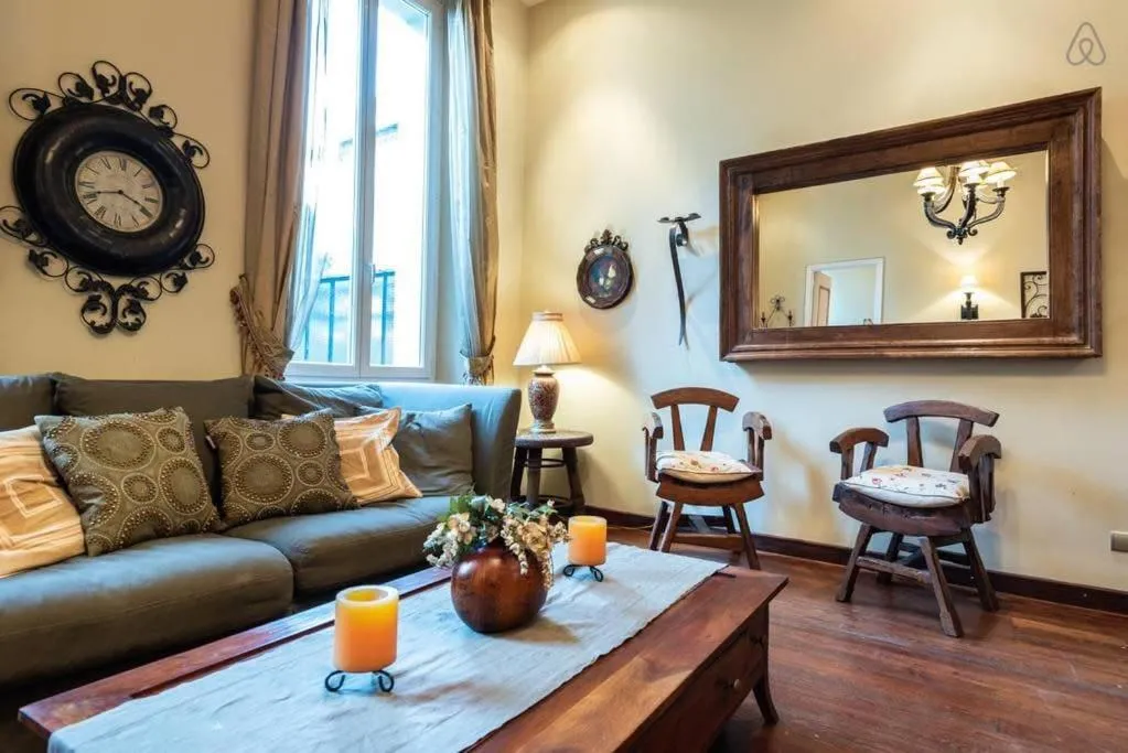 Image 1 of L’AUTHENTIQUE charme rustique et rétro proche Croisette et plages