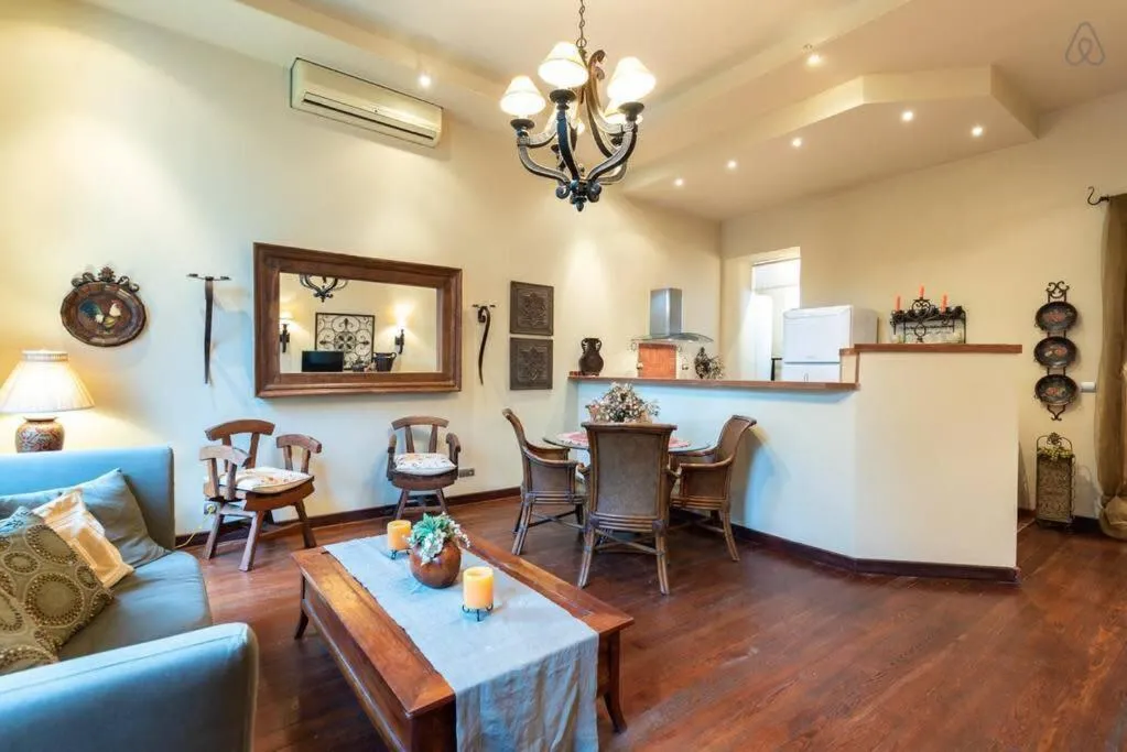 Image of L’AUTHENTIQUE charme rustique et rétro proche Croisette et plages