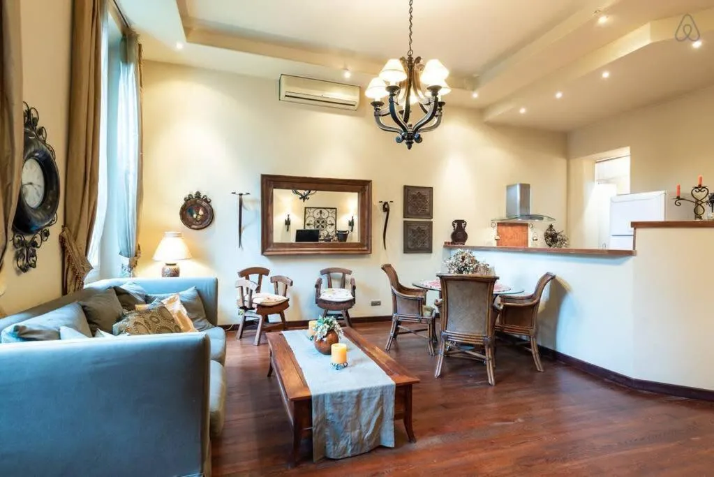 Image 6 of L’AUTHENTIQUE charme rustique et rétro proche Croisette et plages