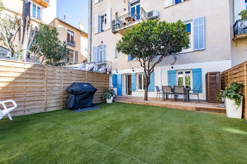 Image of LB Vacation Rentals I A Quiet Place with Garden in the Heart of Cannes